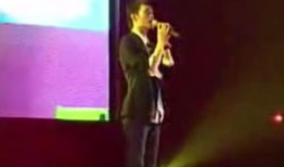 唱歌视频,视频中的音乐魅力瞬间